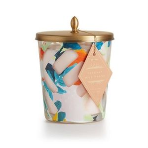 Illume Cameo Jar Coconut Milk Mango Candle